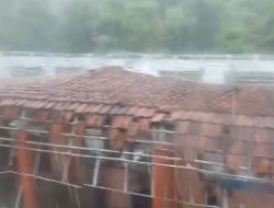 Kelas Roboh Diterjang Hujan dan Angin Kencang di SMKN 1 Gunungputri, Puluhan Siswa Terluka