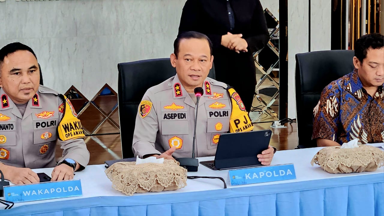 polda metro jaya bakal tahan roy suryo cs setelah pemeriksaan 07112025 115955