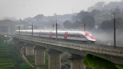 Whoosh Tetap Aman di Musim Hujan Intens, Didukung Teknologi Keselamatan Tinggi