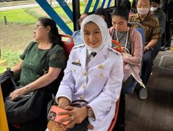 Jelang Dilantik Jadi Walikota Jakarta Barat Iim Mutmainah Memilih Naik Transjakarta