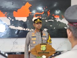 108 Personel Polres Jakbar Mendapatkan Kenaikan Pangkat dan 36 Personel Terima Penghargaan