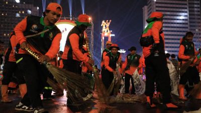 Tahun Baru Tanpa Kembang Api, DLH Angkut 91,41 Ton Sampah