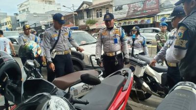 Sudinhub Jakarta Selatan Tindak 792 Kendaraan Parkir Liar Selama Tahun 2025