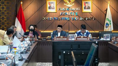 Ketua Komisi E DPRD DKI Jakarta Mendukung Pembatasan Penggunaan Gawai di Sekolah