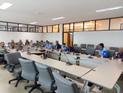 Bukan Pensiun, Tapi Dirumahkan: Puluhan Pramudi Mikrotrans Jakarta Keluhkan Ke Negara