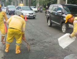 Pemkot Jakarta Timur Perbaiki Jalan Berlubang untuk Keselamatan Masyarakat