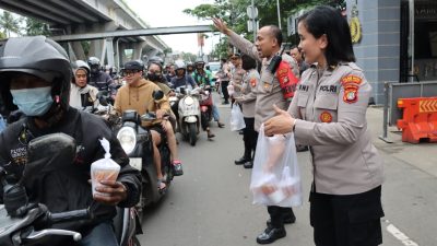 Kapolda Metro Jaya Rotasi 175 Personel, Kompol R Asmoro Bangun Promosi Kasat Tahti Polrestro Jakbar