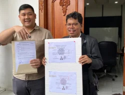 Pengamat Kebijakan Publik Bonatua Silalahi Terima Salinan Ijazah Jokowi Tanpa Sensor dari KPU RI