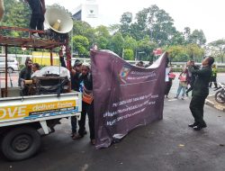 IMAPA Menggelar Aksi Unjuk Rasa di Depan Kantor BPK RI