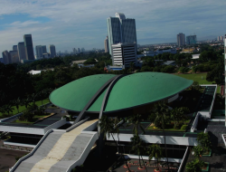 Dukung Keputusan MK Hapus Kebijakan Pensiun Seumur Hidup untuk Pejabat Tinggi