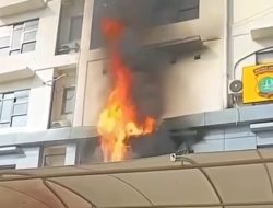 Asap Mengepul di Depan Mako Polres Jakbar, Kebakaran Berhasil Dipadamkan