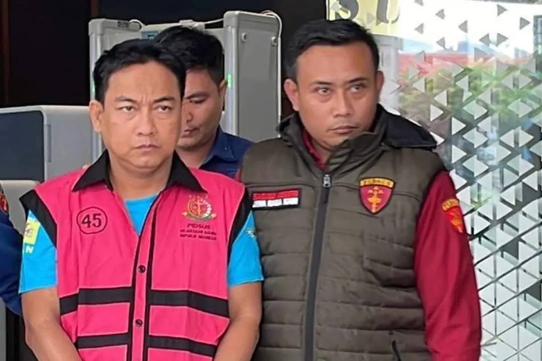 kejagung menangkap dan menetapkan ketua ombudsman hery susanto 358md0ug