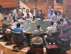 Ratas di Hambalang, Presiden Prabowo Bahas Aspirasi Pekerja hingga Peran Kampus untuk Bangun Daerah