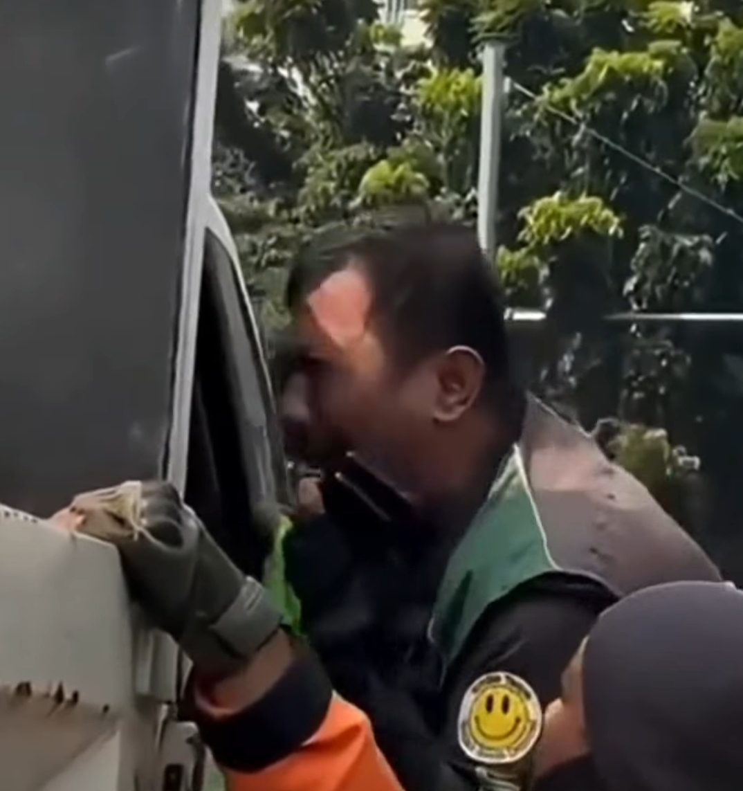 Sudinhub Jakarta Timur Kunjungi Kediaman Pengemudi Ojek Online yang Viral di Media Sosial, Sampaikan Permintaan Maaf 2 Screenshot 20260620 220633 Instagram