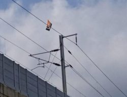 Waspada Bahaya Layang-Layang di Sekitar Jalur Kereta Cepat Whoosh