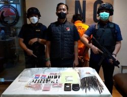Polisi Bongkar Peredaran Narkoba di Cipayung, Modus ‘Tempel’ Pakai Stiker Sedot WC