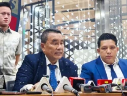 Mantan Penyidik KPK Soroti Fasilitas Khusus Konpers Hotman Paris di Kejaksaan Agung