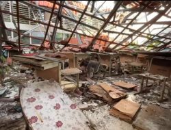 Dua Tahun Terbengkalai, Reruntuhan SDN Kebayoran Lama Selatan 09 Menjadi Cermin Kelalaian di Tengah Ibu Kota