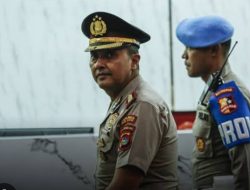 Mantan Kapolres Bima Kota Didakwa Gunakan Uang Hasil Narkoba untuk Biaya Umrah Keluarga