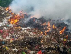 Kualitas Udara di Sekitar TPA Jatiwaringin Capai Tingkat Berbahaya Akibat Kebakaran