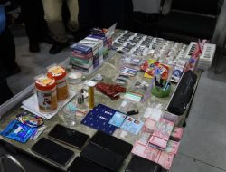 BNN dan Bea Cukai Bongkar Jaringan Narkotika Lintas Negara, 170 Cartridge Vape Berisi Etomidate Disita di Batam