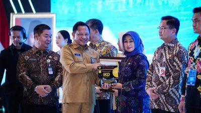 Berkat Keberhasilan Aktivasi IKD, Pemkot Jakarta Barat Raih Penghargaan Nasional Dukcapil Prima Awards 2026
