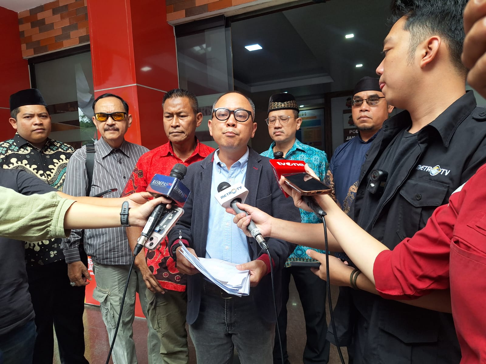 Di Balik Pintu Terkunci Sekolah: Ratusan Senjata, Bunker Rahasia, dan Ancaman yang Mengintai Anak-anak 2 IMG 20260806 WA0003