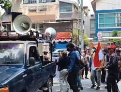 LSM Semut Merah Jambi Demonstrasi di Depan Kejagung RI, Soroti Peredaran Rokok Ilegal dan Dugaan Keterlibatan Oknum Aparat