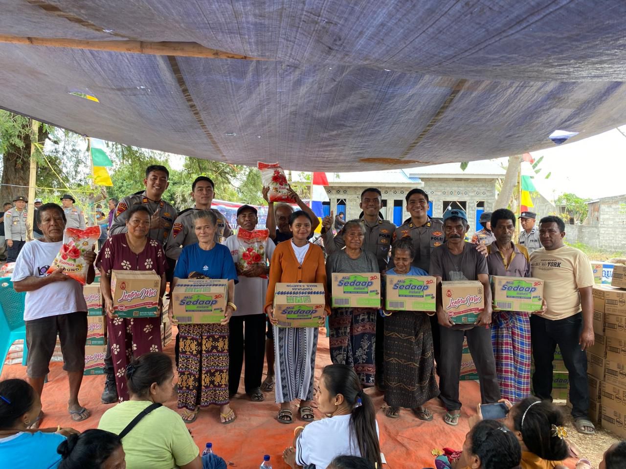 Mahasiswa S2 STIK Lemdiklat Polri Angkatan 16 Salurkan Bantuan dan Pendampingan Kemanusiaan bagi Penyintas Gempa NTT 2 IMG 20260831 WA0000