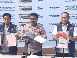 Jambret dan Bobol ATM IRT untuk Beli iPhone 15 Pink, Oknum Pengemudi Ojol Ditangkap