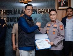 Dirjen Pajak Berikan Penghargaan kepada Polda Metro Jaya Atas Keberhasilan Bongkar Sindikat Meterai Palsu