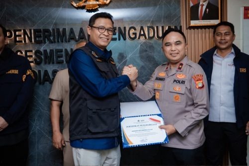 Dirjen Pajak Berikan Penghargaan kepada Polda Metro Jaya Atas Keberhasilan Bongkar Sindikat Meterai Palsu 1 image 4
