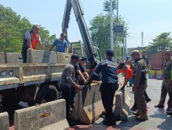 Rekayasa Lalu Lintas di Kolong Flyover Pesing: Upaya Atasi Kemacetan dan Parkir Liar