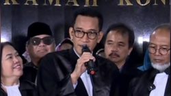 Pascaputusan MK, Tim Hukum Denny Indrayana Cs Sebut Peluang Impeachment Gibran Terbuka 4 IMG 3735