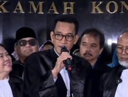 Pascaputusan MK, Tim Hukum Denny Indrayana Cs Sebut Peluang Impeachment Gibran Terbuka